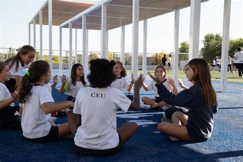 lesbianas en el colegio|Espejos en las Aulas